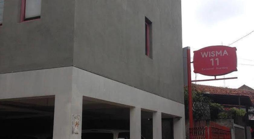 11 Wisma tamu Bandung